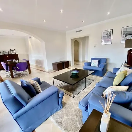 Beautiful 5 * Penthouse Very Near The * Marbella