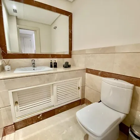 Beautiful 5 * Penthouse Very Near The Apartment Marbella