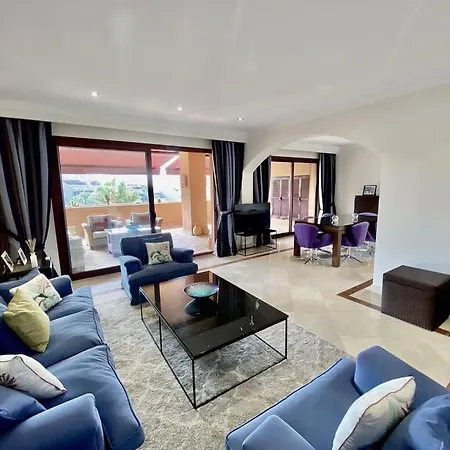 Apartment Beautiful 5 * Penthouse Very Near The *